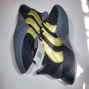 Men’s Adidas Sobakov Boost Core Black/gold size 7